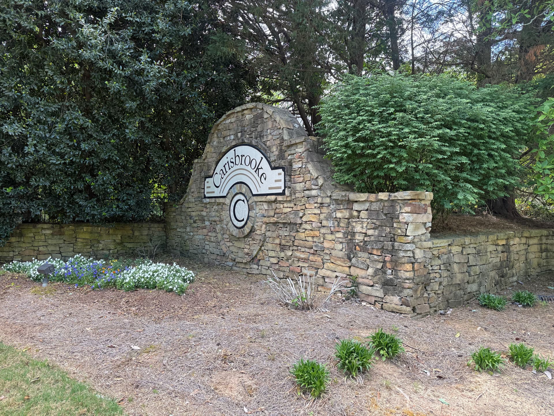 Gallery photos for Carisbrooke HOA Entrance Sign and Stonework Cleaning: Image #6