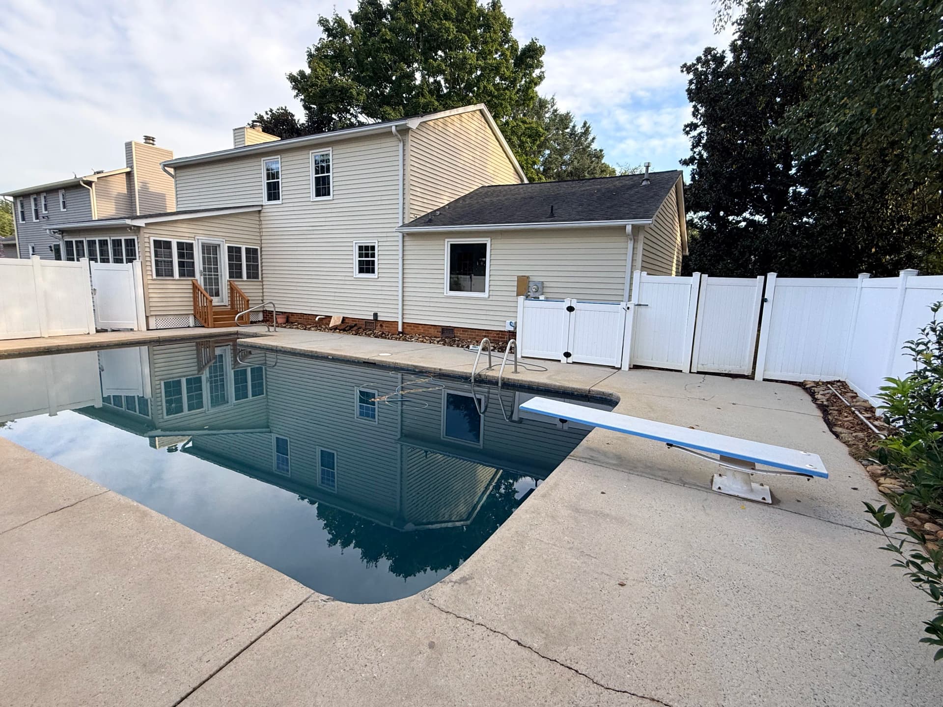 Gallery photos for House Wash and Pool Deck Cleaning on a Backyard That Needed It: Image #3