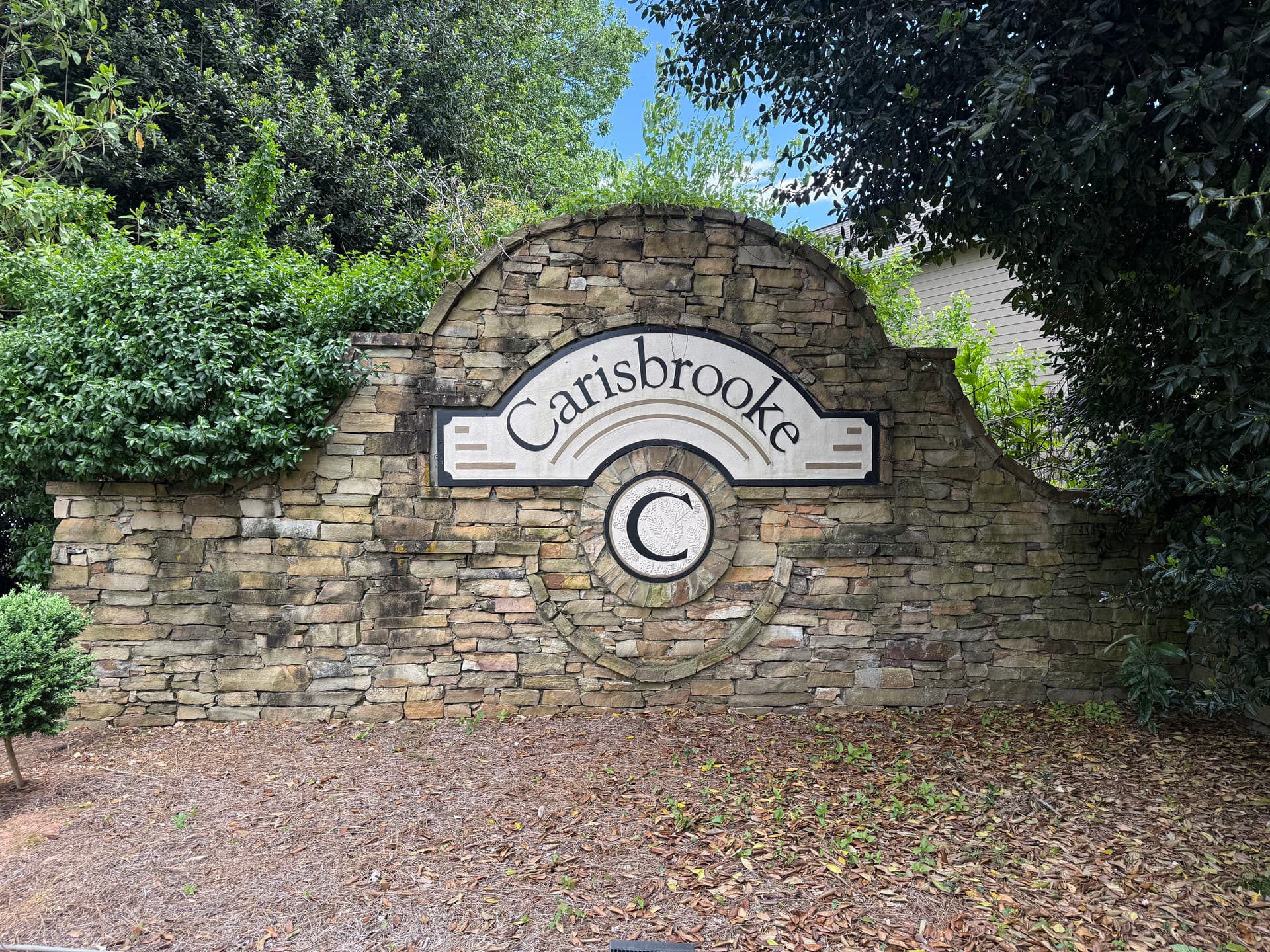 Gallery photos for Carisbrooke HOA Entrance Sign and Stonework Cleaning: Image #4