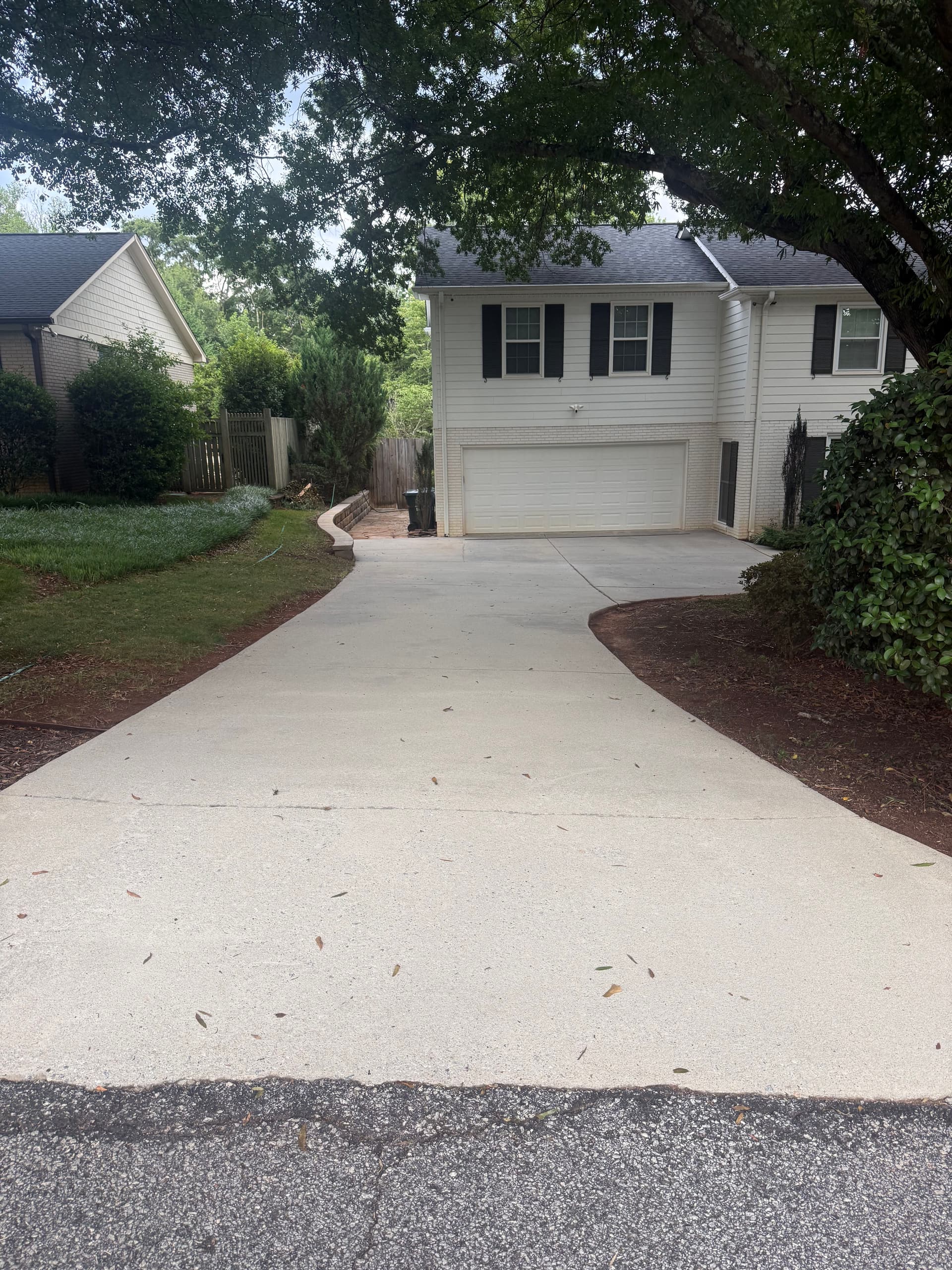 Gallery photos for Clogged French Drain Cleaned Before Driveway Pressure Wash: Image #5