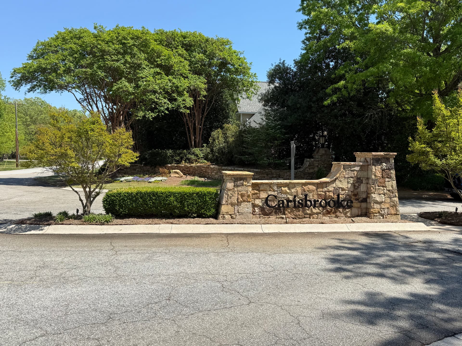 Gallery photos for Carisbrooke HOA Entrance Sign and Stonework Cleaning: Image #3