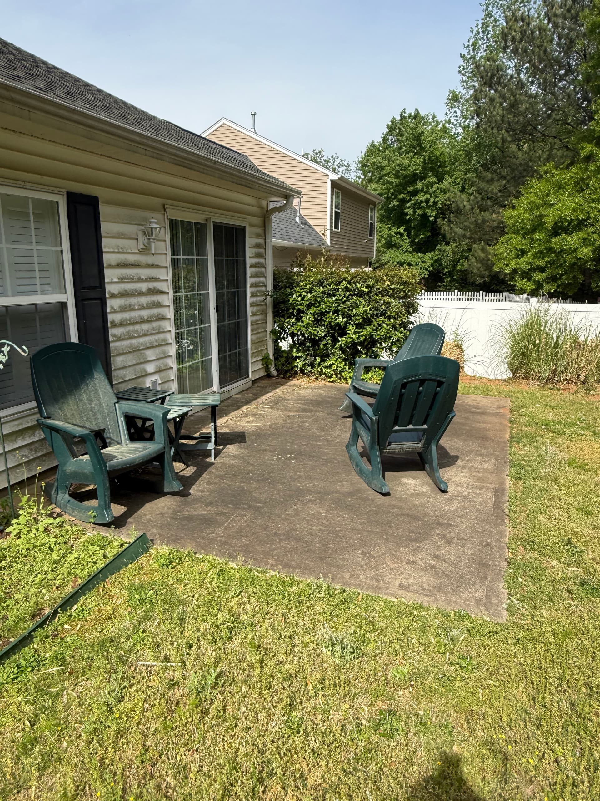 Gallery photos for Patio, Entryway, and House Softwash Clean Up: Image #2