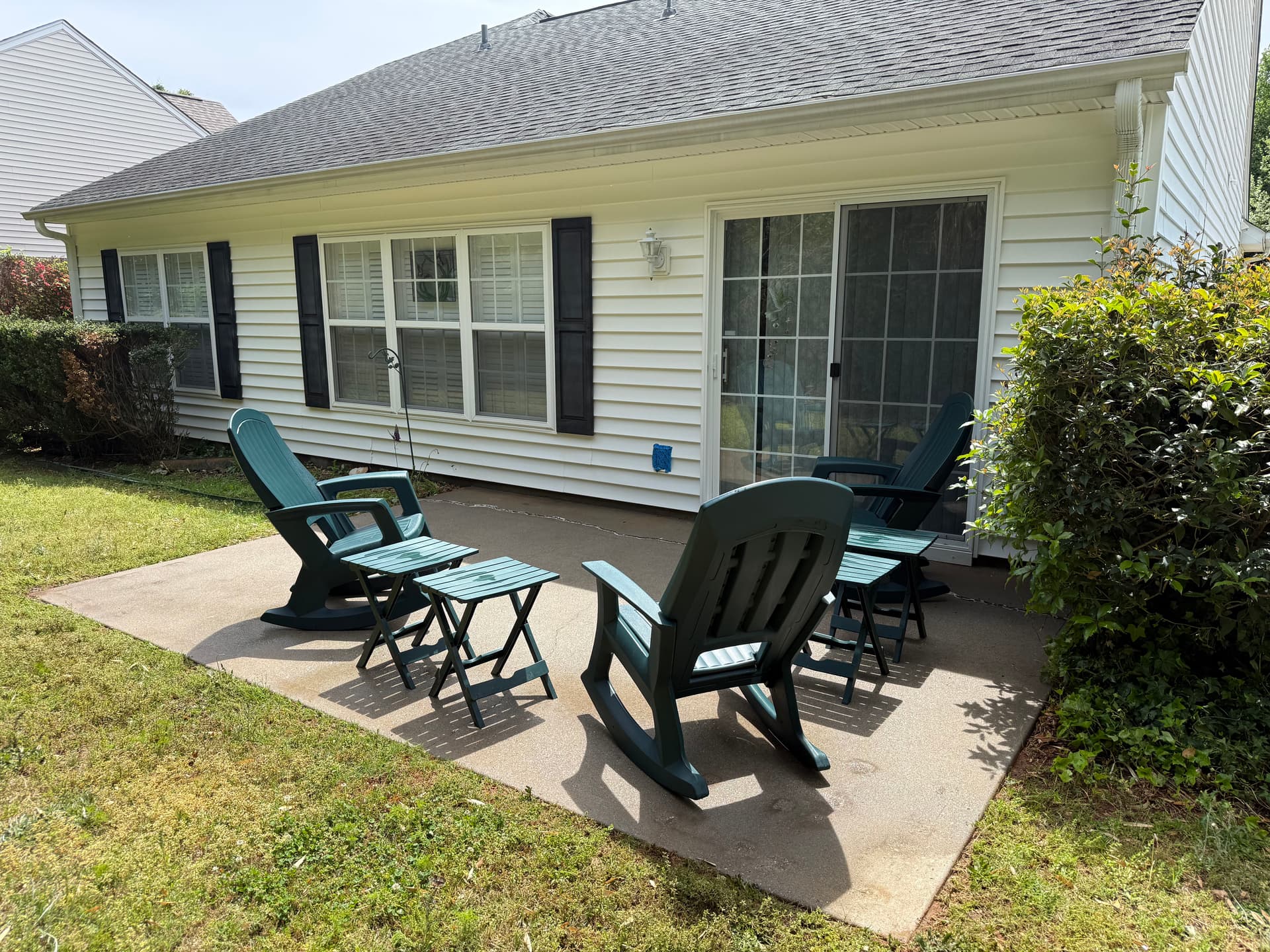 Gallery photos for Patio, Entryway, and House Softwash Clean Up: Image #1