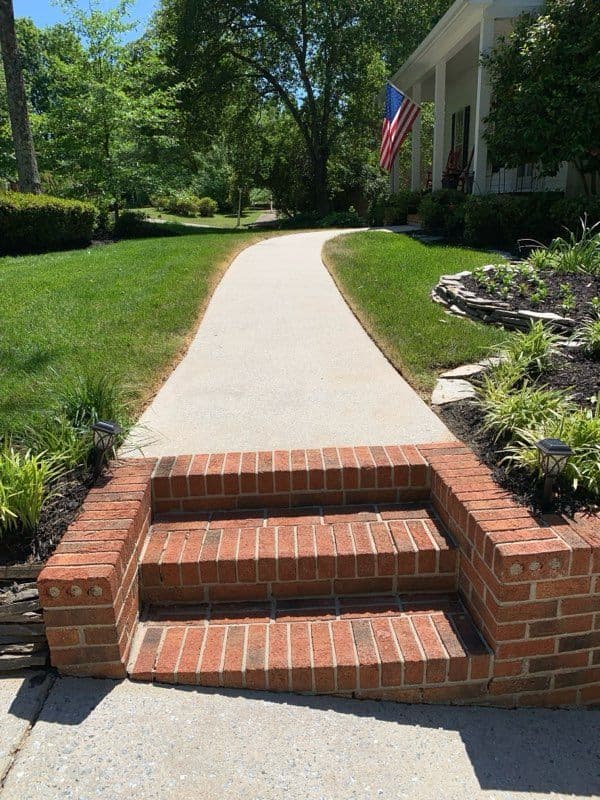 Gallery photos for Remarkable Brick and Concrete Revitalization: Image #2