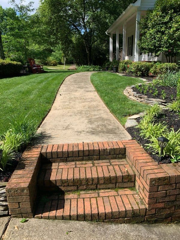 Gallery photos for Remarkable Brick and Concrete Revitalization: Image #3