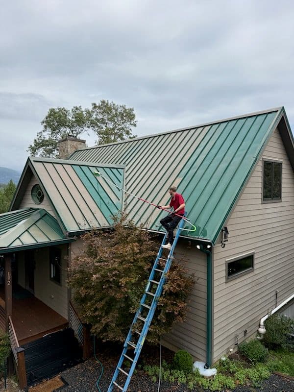 Brightening Up Your Roof with Oxidation Removal image