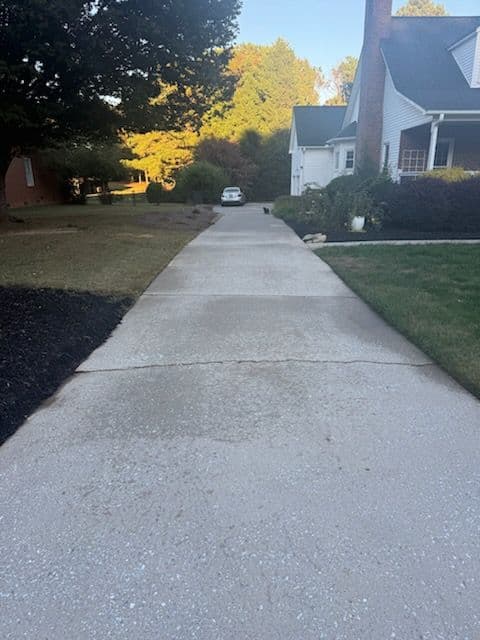 Gallery photos for Fresh Look for Your Driveway and Sidewalk: Image #2
