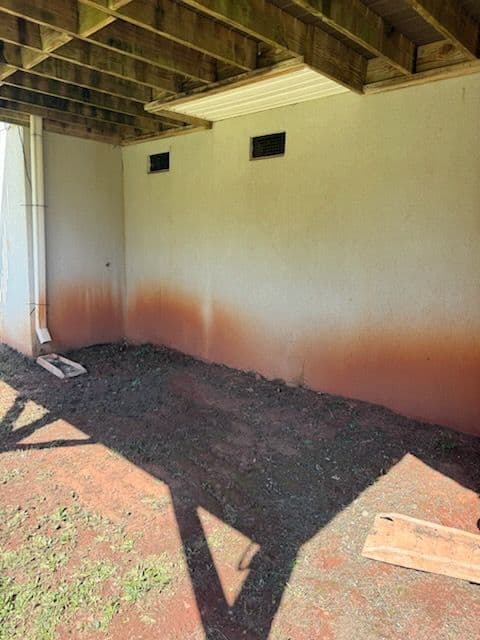 Gallery photos for House Washing Removes Stubborn Stains: Image #3