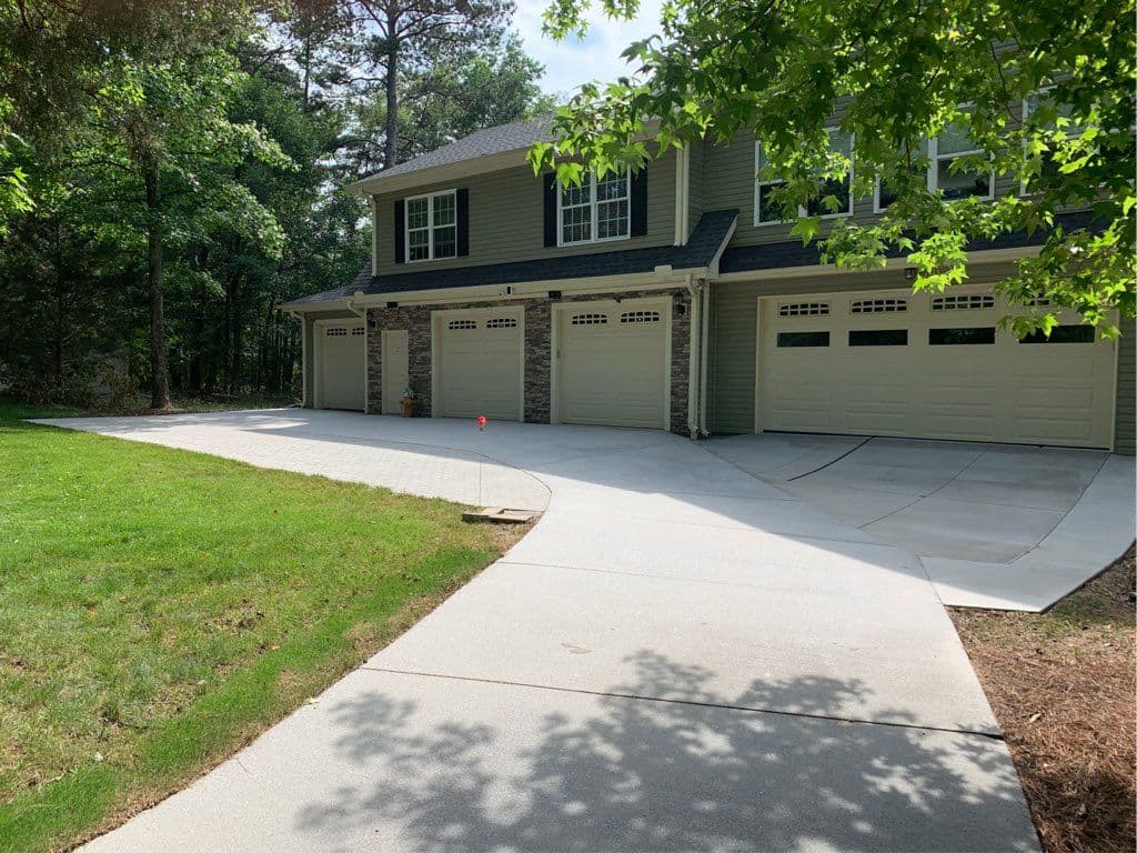 Gallery photos for Driveway Transformation by DK Rodgers Roof & Exterior Cleaning: Image #2