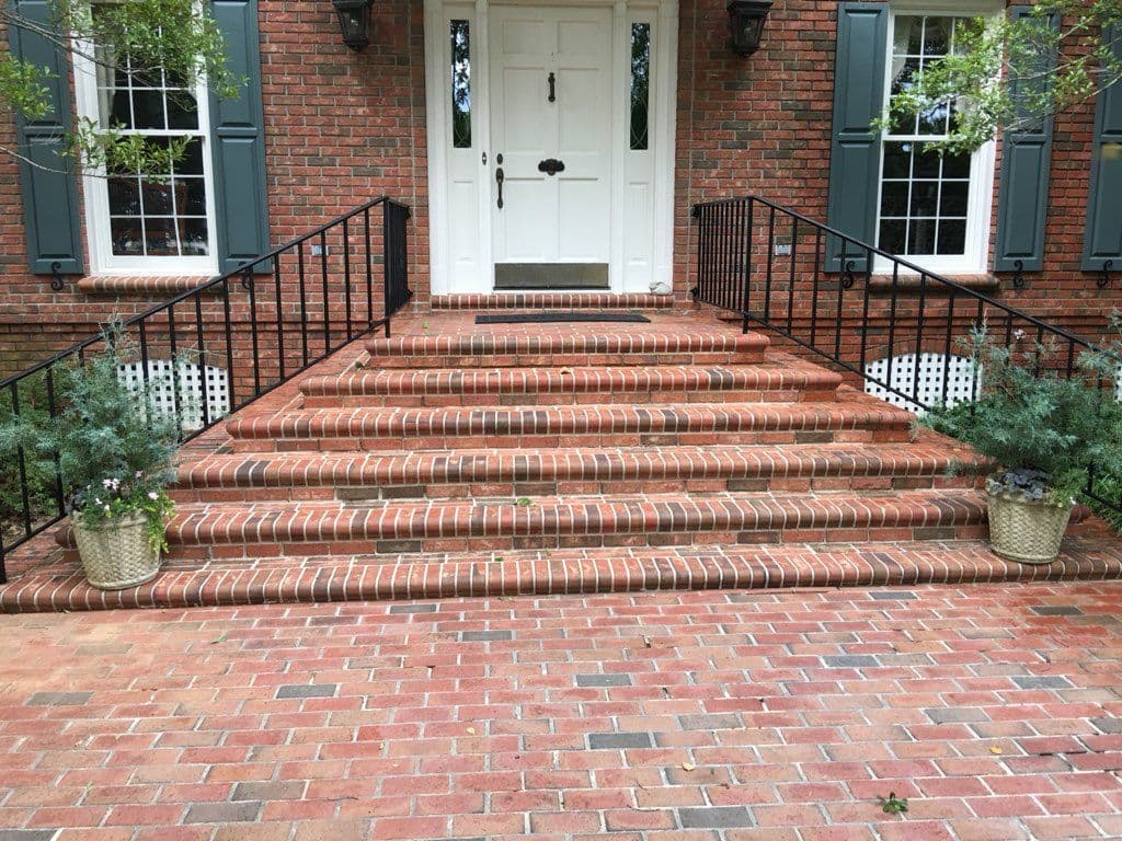 Transform Your Home With Expert Exterior Cleaning