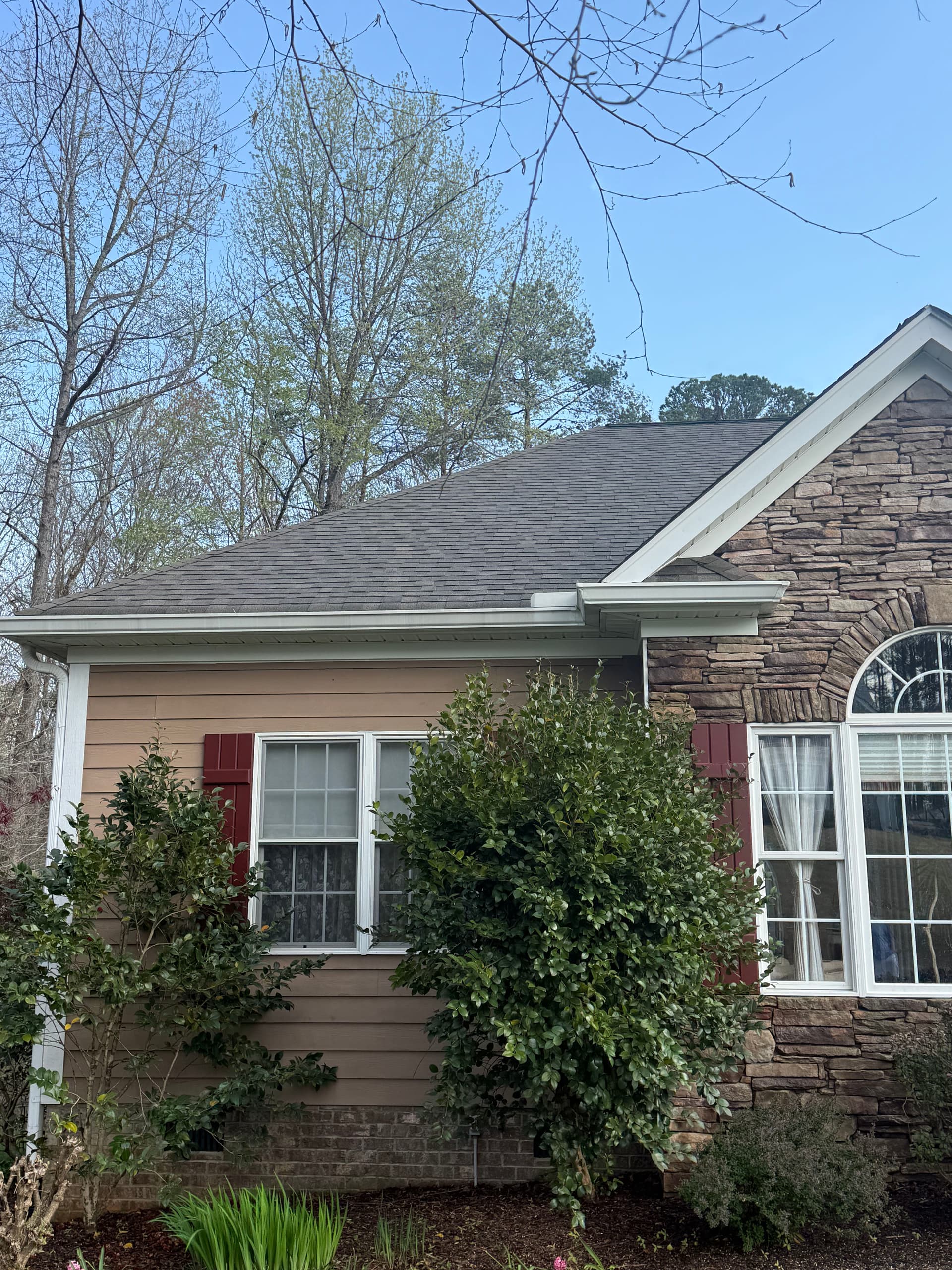 Gallery photos for Exciting Roof Cleaning Makeover: Image #3