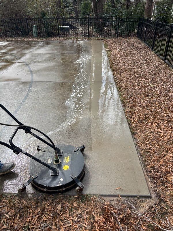 Gallery photos for DK Rodgers Roof and Driveway Cleaning Success: Image #3