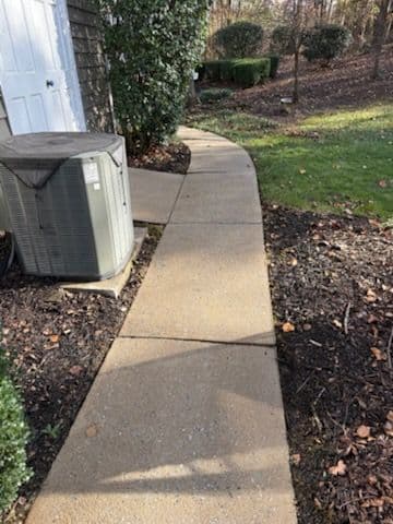 Gallery photos for Fresh and Clean Walkway Makeover: Image #2