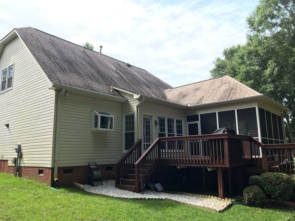 Gallery photos for Pristine Roof Cleaning for a Gleaming Home: Image #1