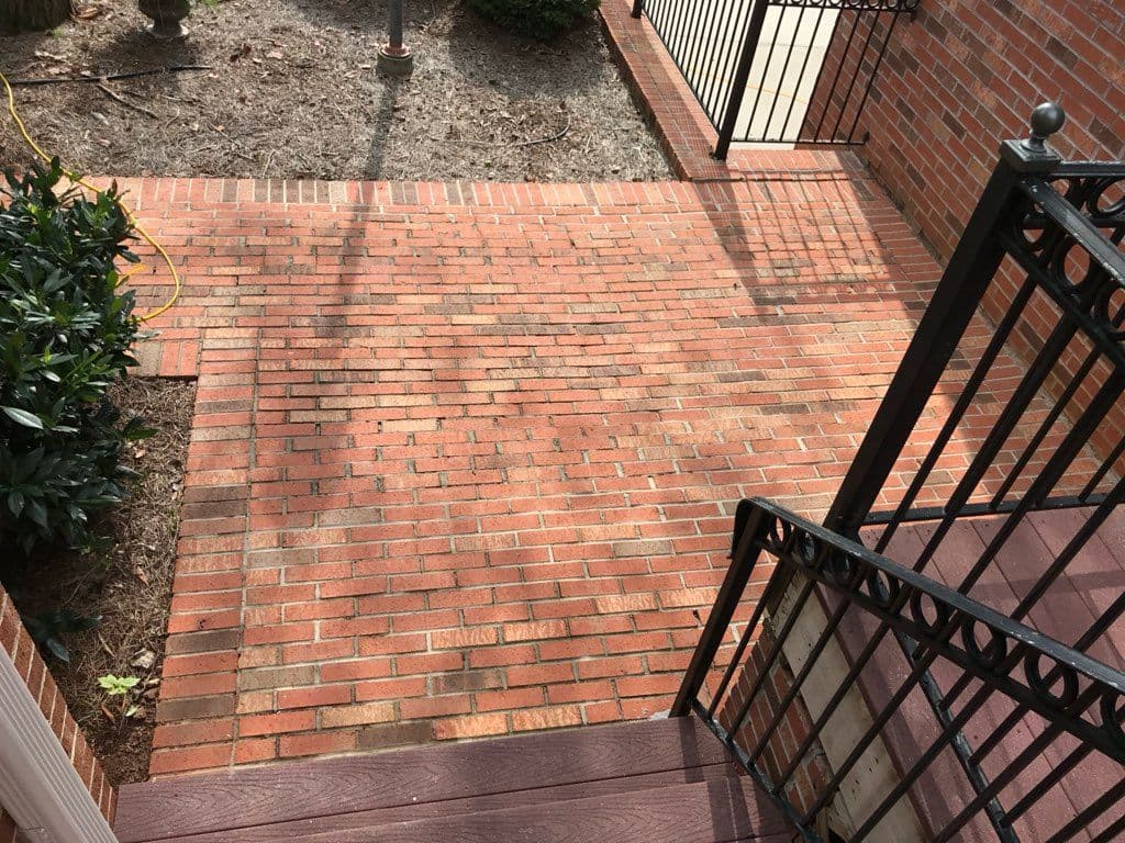 Gallery photos for Driveway and Walkway Pressure Washing for Elegant Red-Brick Home: Image #2